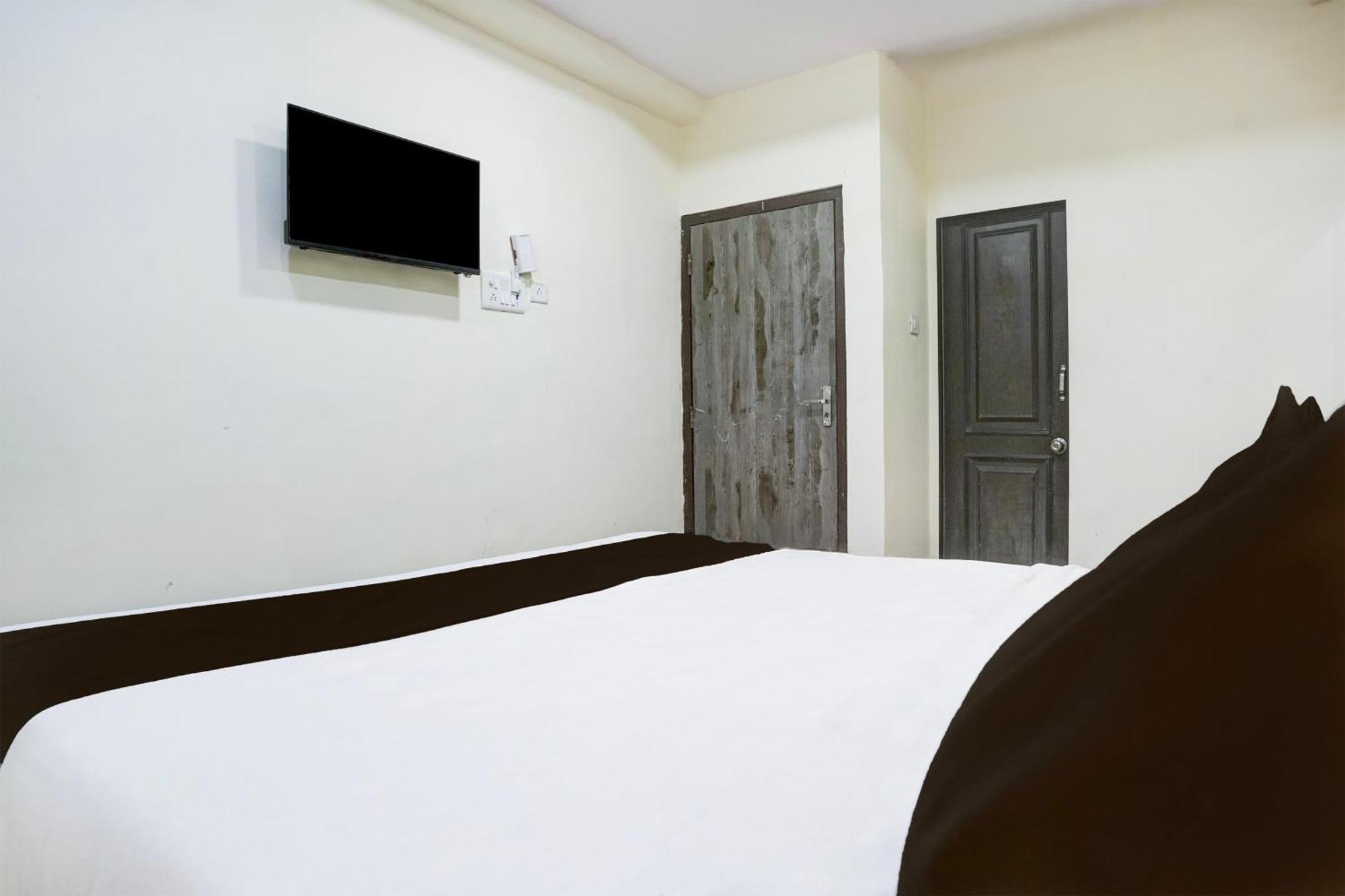 Hotel O Big Rahat Palace Mumbai Exterior photo