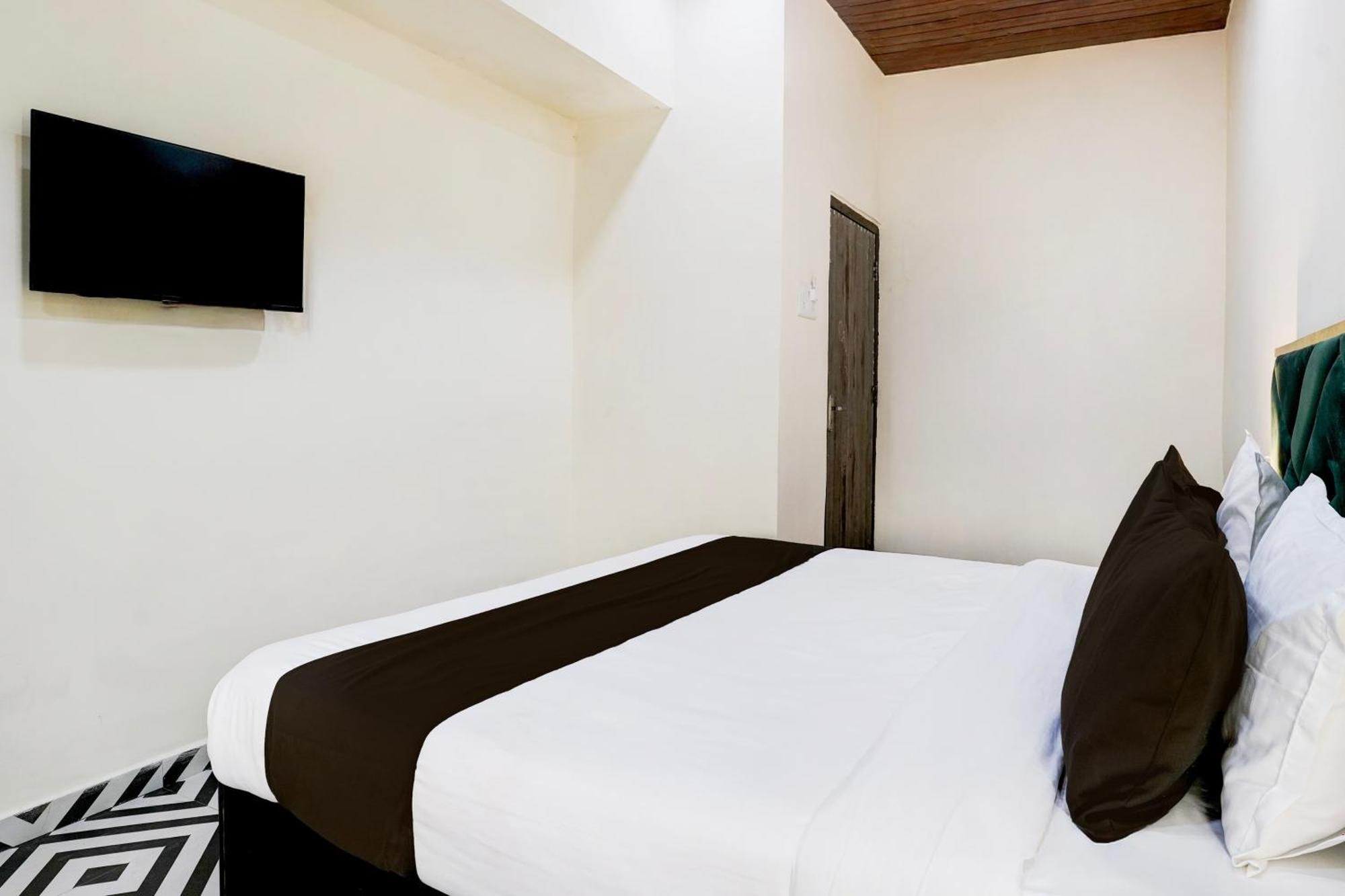 Hotel O Big Rahat Palace Mumbai Exterior photo
